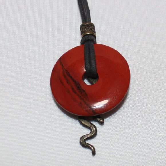 Unisex Red Jasper Gemstone Leather Cord Pendent 30" with Lizard - Picture 9 of 10